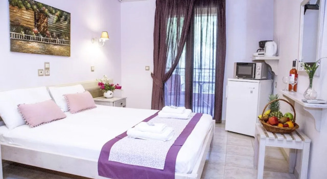 Nontas Home, Book Guesthouse Hotels in Epirus with Parking, Parking