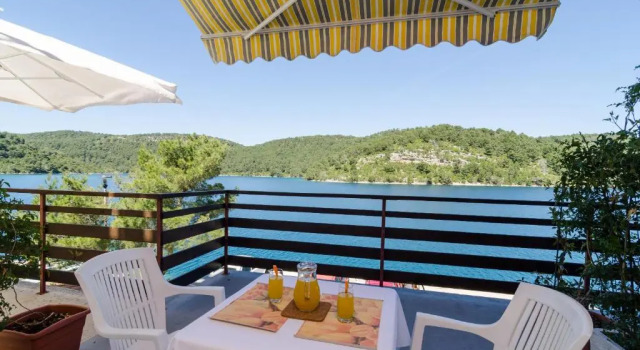 Студия с видом на море Apartments Matana Chano