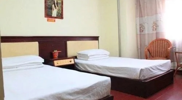 Zibo Zhongyuan Hotel, Prenota Hotel Hotel a Zibo con parcheggio, Parcheggio