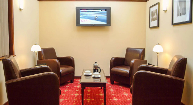 Hollies Hotel, Rezervați Hotel Martock Somerset