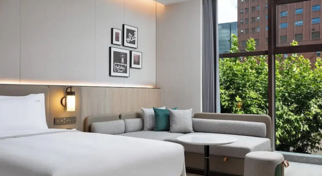 Четырёхместный номер Premium с видом на город Holiday Inn & Suites Shanghai Changfeng by IHG