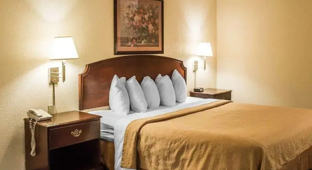 Люкс Quality Inn & Suites Bellville - Mansfield