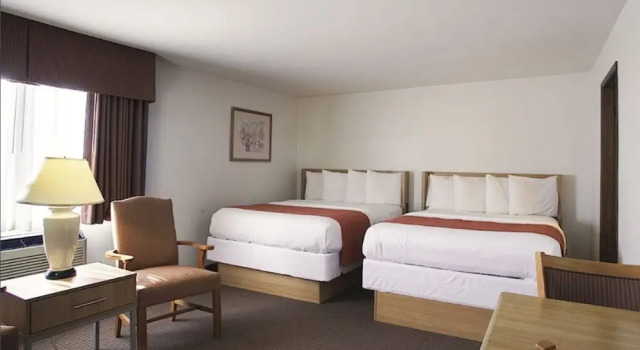 Люкс Aladdin Inn and Suites