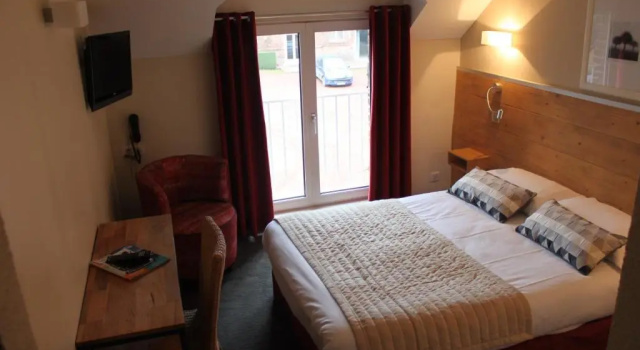 Двухместный номер Standard LOGIS Hôtel & Restaurant - Le Manoir de Gavrelle