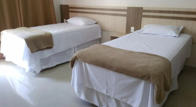 Gold Palace Hotel, Buchen Sie Hotel Cachoeira da Serra Brasilien