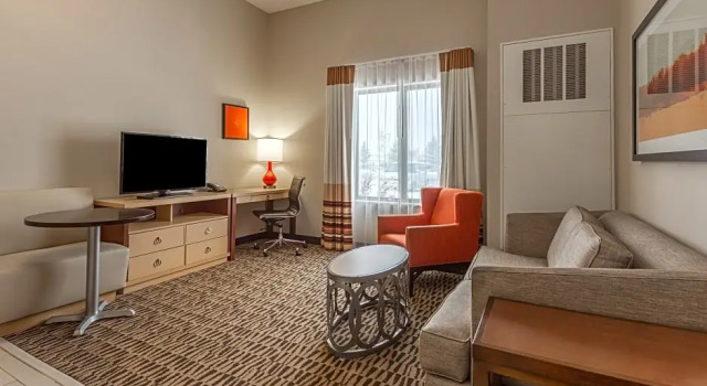 Двухместный люкс c 1 комнатой Candlewood Suites Fargo South-Medical Center by IHG