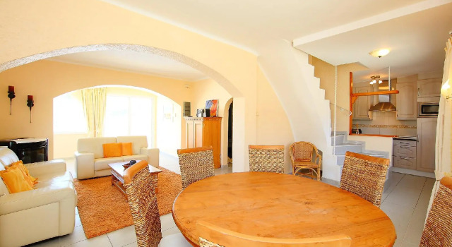 Requesens 166 - Three Bedroom