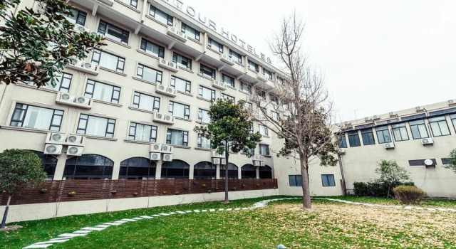 Atour Hotel Shanghai Pudong Airport 上海浦东机场亚朵酒店, Book Hotel Hotels in Shanghai Area with Parking, Parking