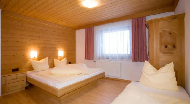 Студия Michis Appartements