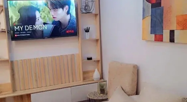 Zek Dynasty, Book Bed and Breakfast Ikeja 
