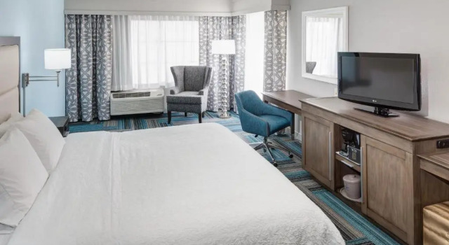 Двухместный номер Accessible Hampton Inn San Diego Downtown