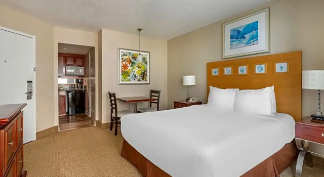 Двухместная студия с видом на океан Hilton Vacation Club Ocean Beach Club