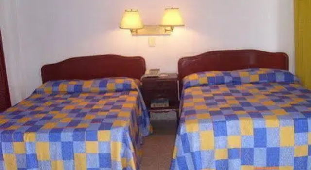 Hotel Caleta, Rezervovat Hotel Hotely v Acapulco s parkováním, Parkování