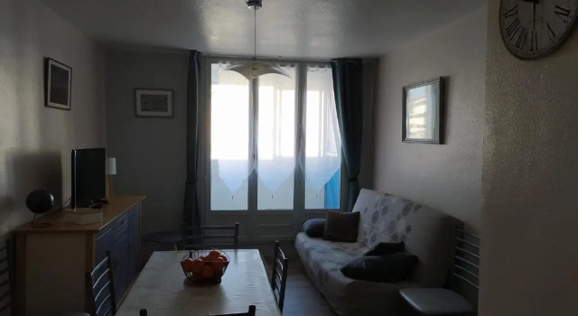 Appartement restauré à 50 m de la plage, Забронировать Апартаменты/квартира Сент-Илер-де-Рье Vendée