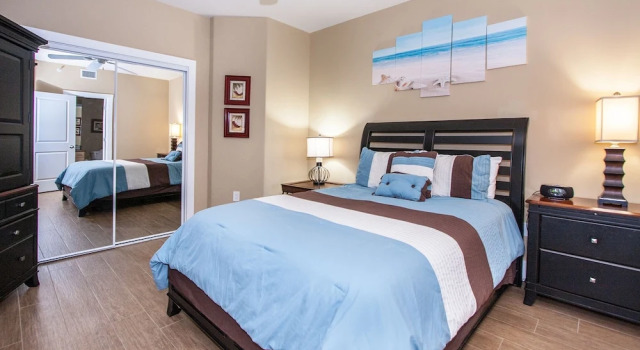 Three Bedroom With Peaceful Bay Views - Unit Crd0304, Prenota Hotel Hotel a Alabama con piscina, Piscina