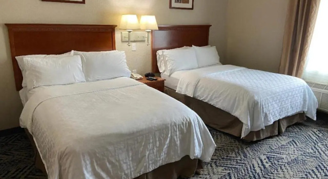 Люкс с 2 комнатами Candlewood Suites La Porte by IHG
