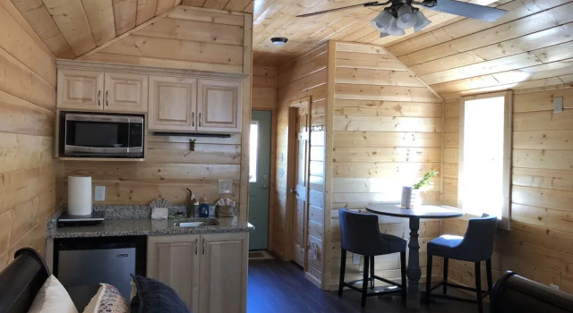 Коттедж Holmstead Ranch Resort