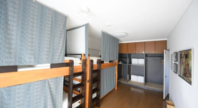 Кровать в общем номере Ise Guest House Sora