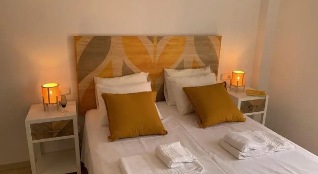 Turistic Home Agua, Забронировать Отель Малага - центр Малага, рядом с Музей Кармен Тиссен