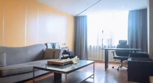 Люкс Luxury White Swan Hotel