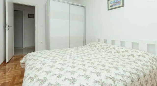 Apartment Sun, Prenota Appartamento Splitska 