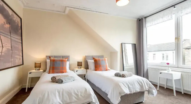 Lomond Serviced Apartments-Hydro House, Забронировать Апартаменты/квартира Отели Glasgow & The Clyde Valley с парковкой, Парковка