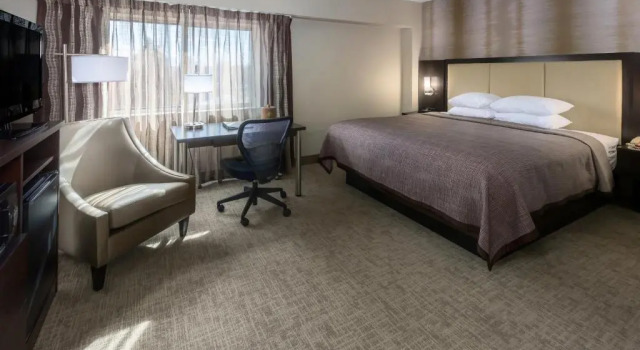 Номер Standard Park Place Hotel & Conference Center