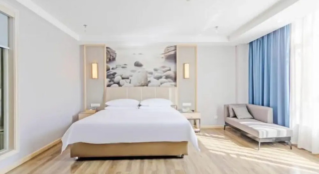 Vienna Zhihao Hotel (Zhongshan Xiaolan High-speed Railway Dongsheng Branch), Rezervasyon Otel Xiaolan otoparklı oteller, Otopark