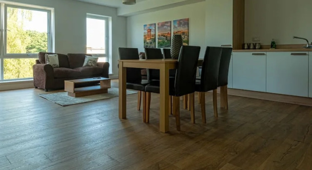 Апартаменты Luxury Roomy Comfortable Apartment