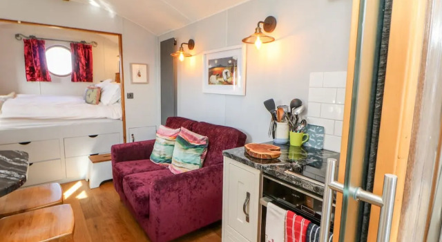 Shepherds Hut, Забронировать Отель Дарлингтон Тиссайд