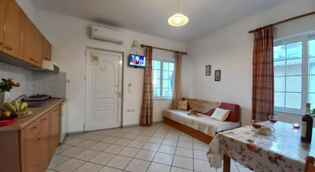 Апартаменты Babis Apartments