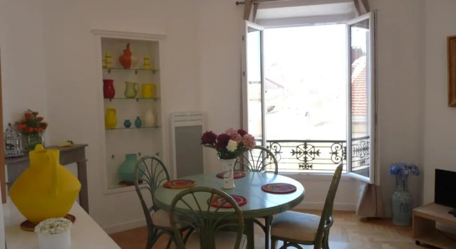Апартаменты с 2 комнатами Two Bedrooms in the Center of Cannes 500 Meters From the Palais des Festival and the Croisette - 1934
