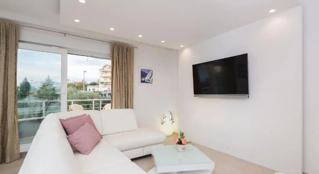 The Adriatic Pearl Split, Varaa Hotelli Hotellit Strožanac pysäköinnillä, Pysäköinti