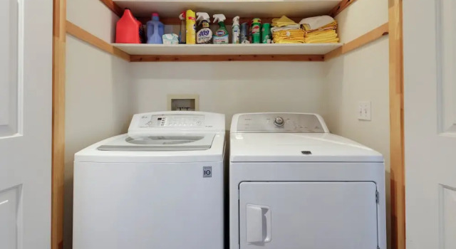 Коттедж Paradise Pines 3BR Secluded Cabin Minutes in Tahoe Donner!