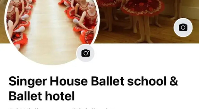 SINGER HOUSE , IDEAL FOR LARGE FAMILYS & GRANDPARENTS ,LARGE GROUND FLOOR FLATS ,2 PRIVATE GARDENS ,2 BATHROOMS ,1 KITCHEN ,2 SEPERATE ENTRANCES ,interlocking doors between the flats ,3 double beds ,3 single beds , in front of PAIGNTON PIER , 3 CAR SPACES, Забронировать Отель Пейнтон Девон, рядом с Goodrington Station
