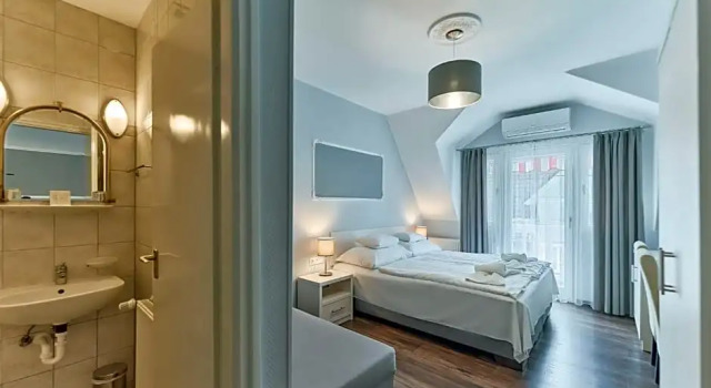 Tokajer Wellness Panzió, Prenota Hotel Hotel a Western Transdanubia con piscina, Piscina