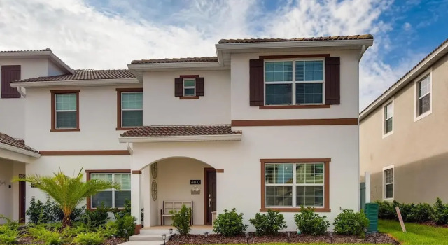 4810 LL - 5BD Private Pool Townhome - Storey Lake, Rezerwuj Apartament Kissimmee Kissimmee