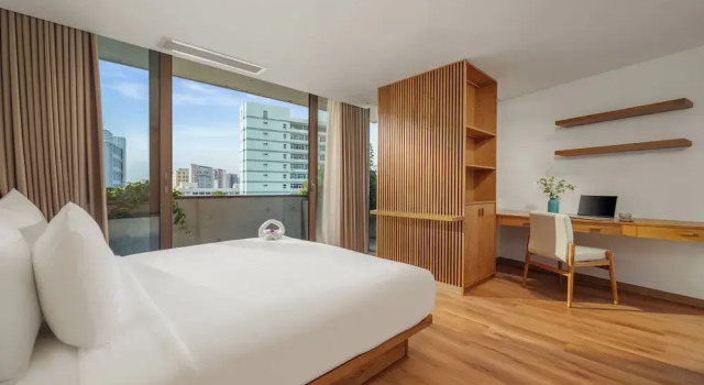 Люкс Vernal hotel & Apartment office