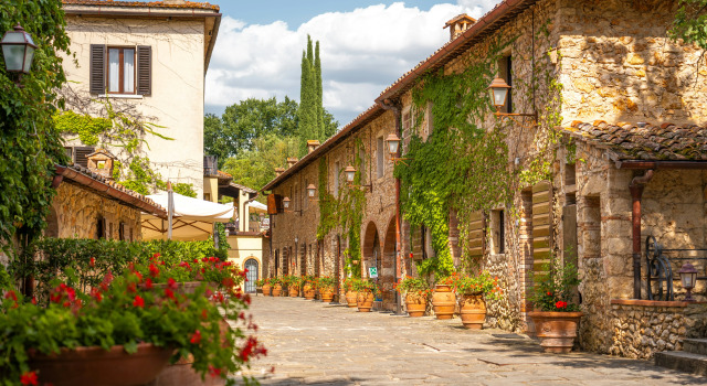 Borgo San Luigi, Réserver Hôtel Strove Toscane