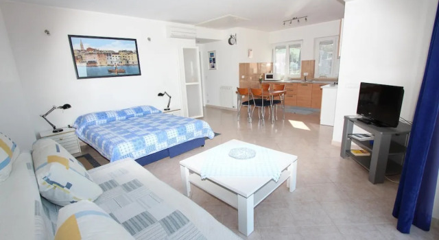 Апартаменты Comfort Rooms and Apartments Bella Vista