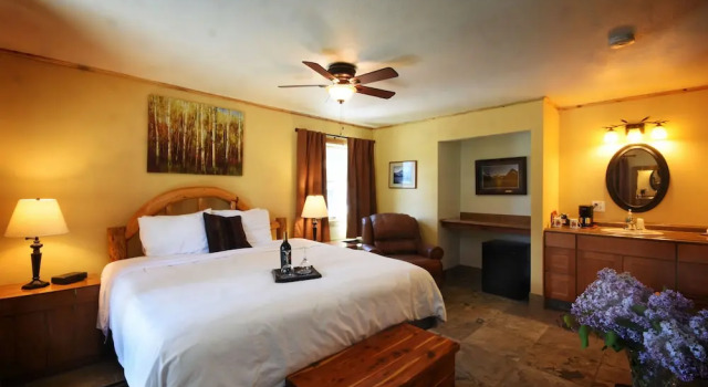 Люкс Bad Rock Bed and Breakfast Inn