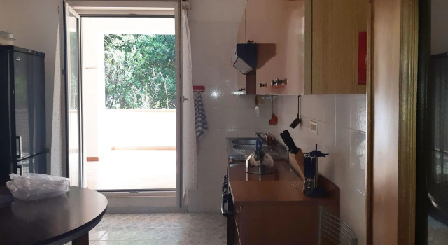 Restful Apartment in San Salvo near Sea Beach & City Center, Varaa Huoneisto Hotellit Rooma pysäköinnillä, Pysäköinti