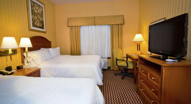 Четырёхместный номер Standard Hampton Inn & Suites Sacramento-Cal Expo