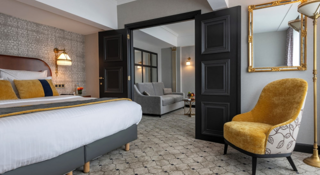 Люкс Barsey Hotel Barsey by Warwick