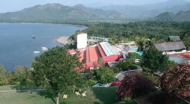 Brisas Los Galeones, Book Hotel 4-Star Hotels in Chivirico, 4*