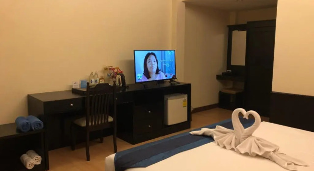Двухместный номер Deluxe с балконом Samui Mermaid Beachfront