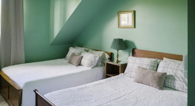 Четырёхместный номер Standard с видом на окрестности Chanterelle Country Inn & Cottages