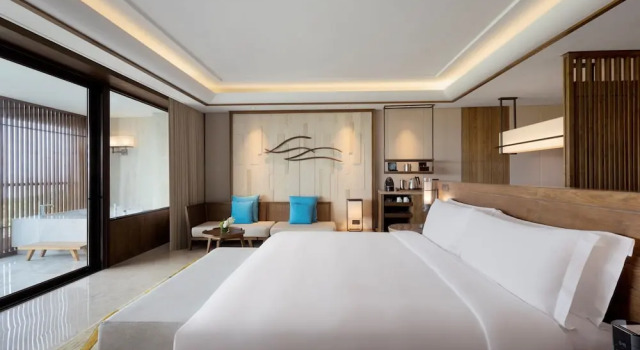 Двухместный номер High Floor Classic с видом на море InterContinental Sanya Haitang Bay Resort by IHG