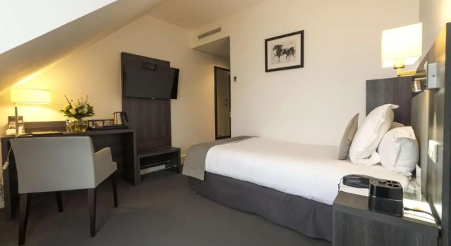 Одноместный номер Standard Best Western Plus Hotel Du Parc Chantilly