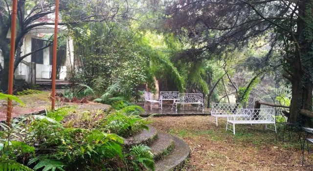 Lakemist Resort, Rezervovat Lázně / Resort Mussoorie Uttarakhand